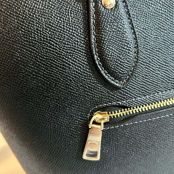 Coach Black Gallery Tote - Picture 8 of 14